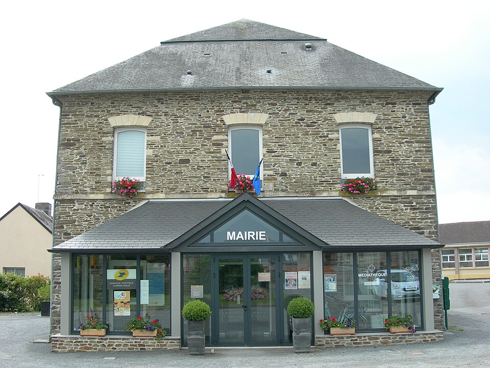 Saint — Jean — des — Baisants — Mairie