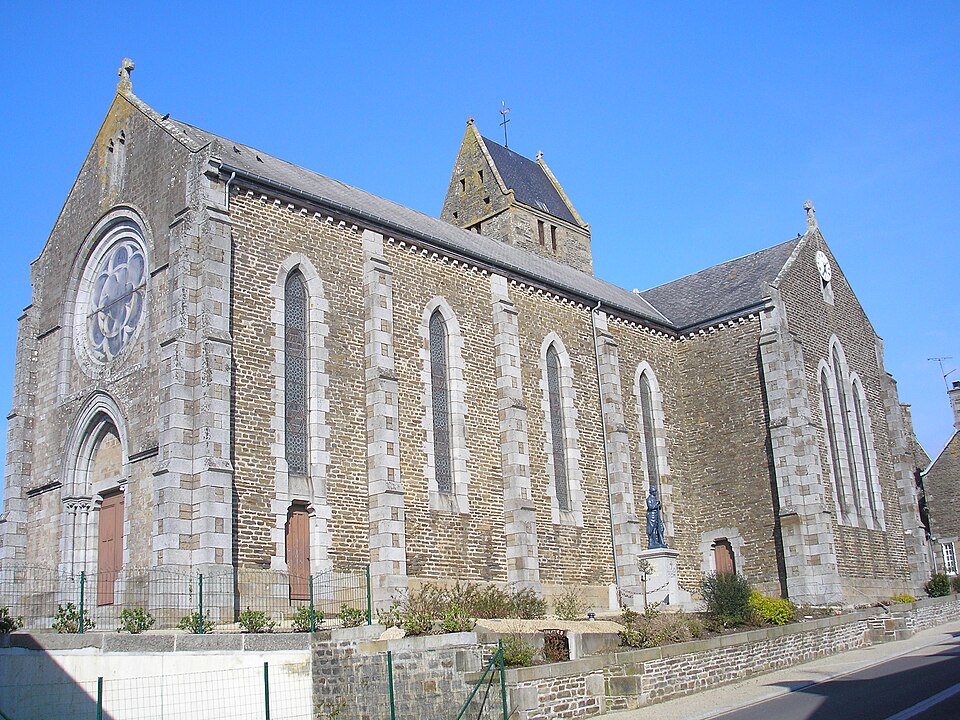FranceNormandieSaintLaurentDeCuvesEglise
