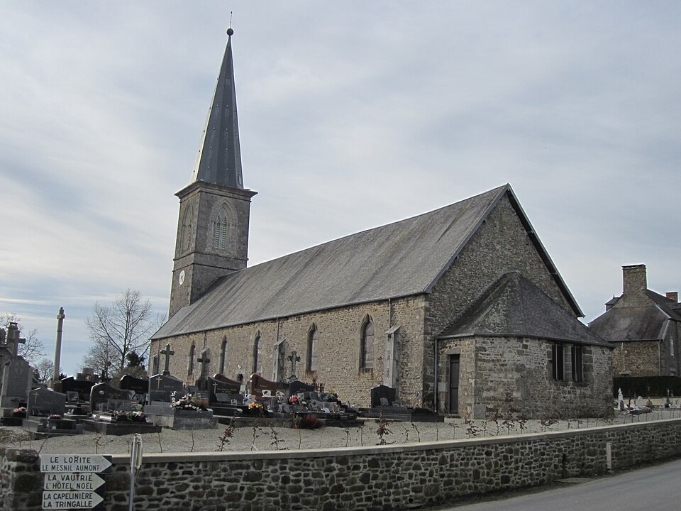 Église Saint — Martin de Saint — Martin — de — Cenilly (3)