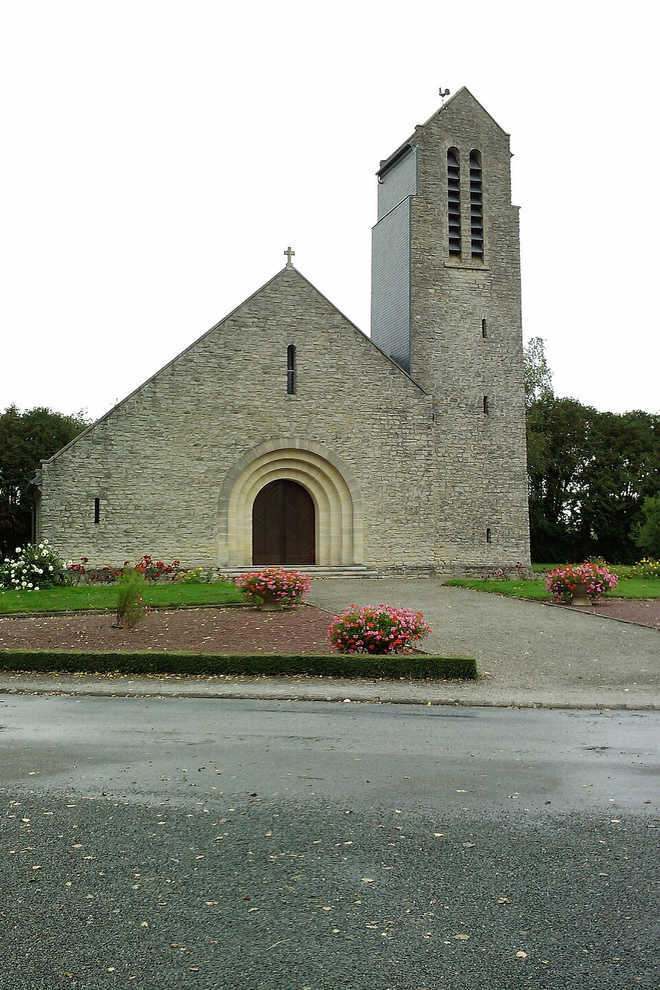 Église de Saint — Sauveur — de — Pierrepont