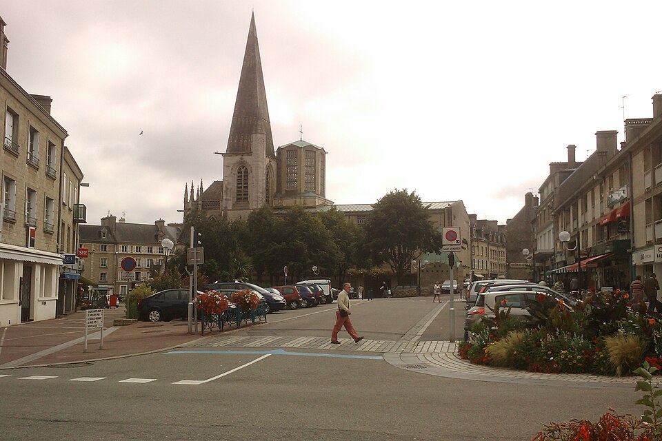 Valognes — Place Vicq d'Azir