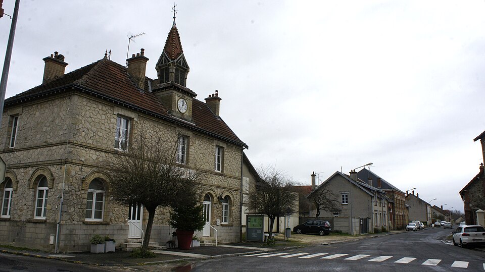 Mairie le Grand 9648