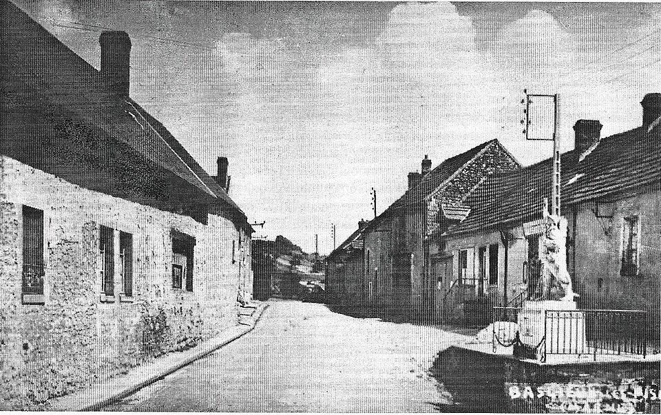 Baslieux les Fismes monument aux morts