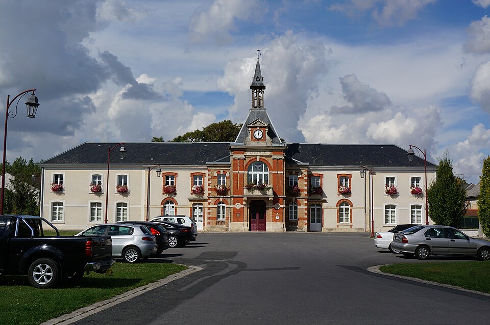 Mairie 04635
