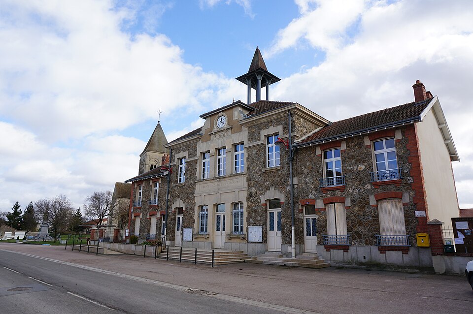 Mairie 07588