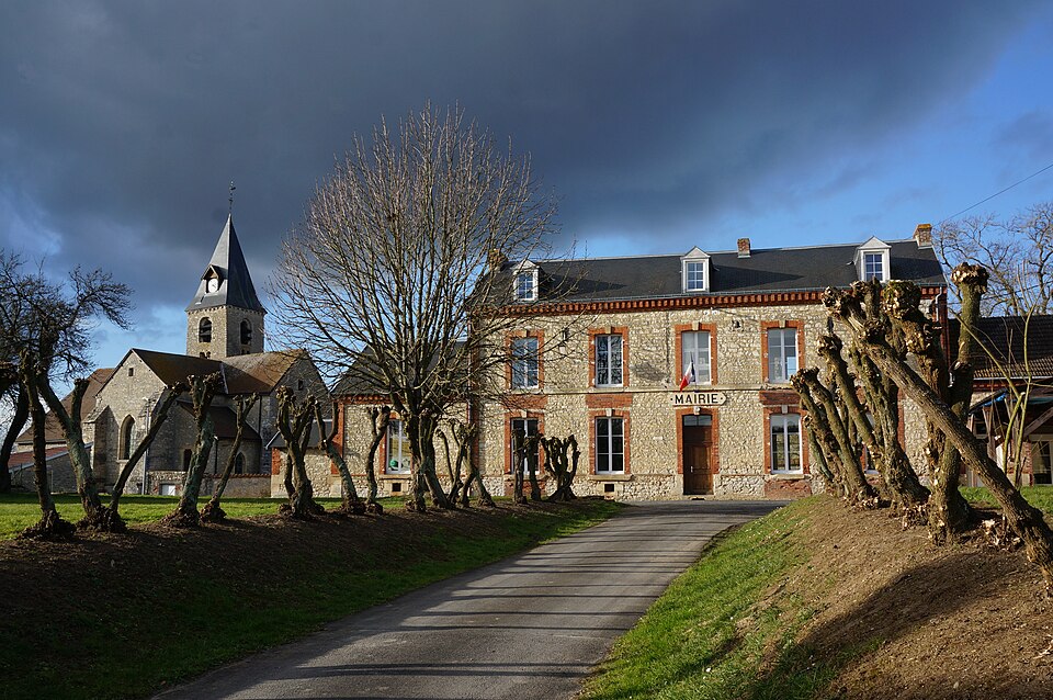 Mairie église 08391