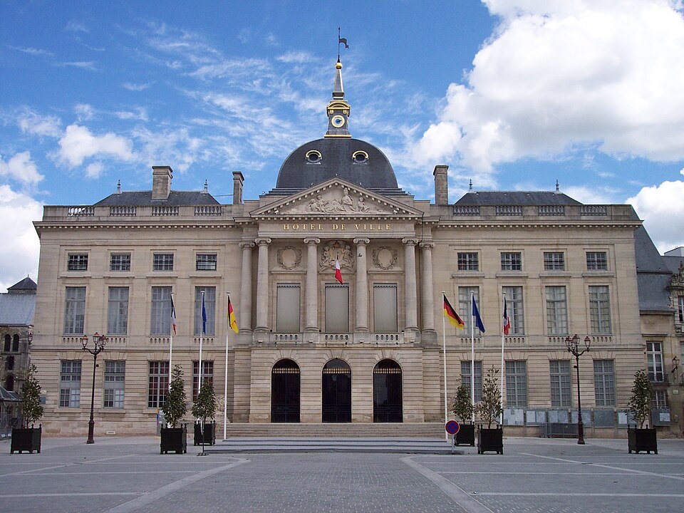 Hôtel de ville de Châlons — en — Champagne (Marne)