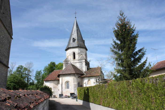 Église Saint — Pierre de Coulmiers