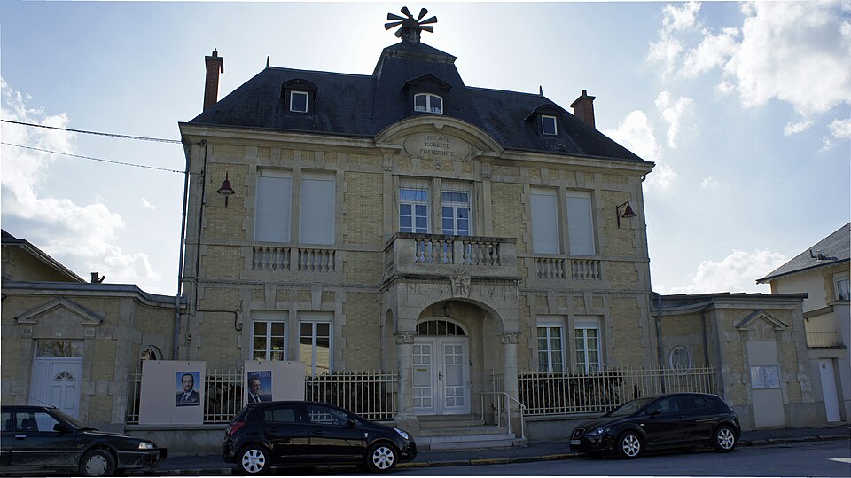 Mairie de Courcy 819