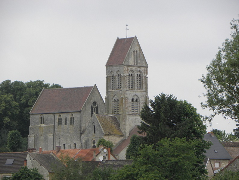 Courville (51) Église Extérieur 2