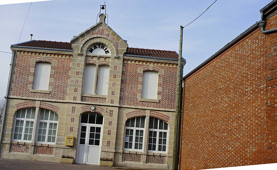 Dampierre le Château Mairie