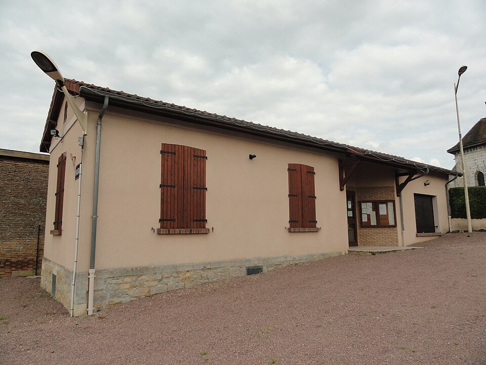Drouilly — 51 — Town Hall
