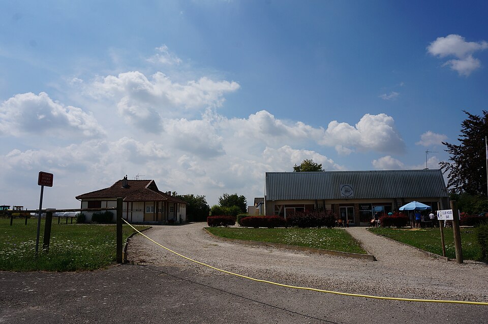 Club house 02116