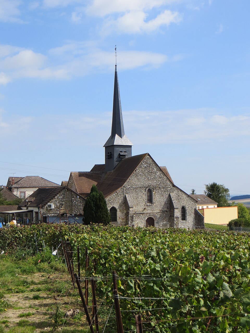 Fèrebrianges — Église Saint — Médard 3