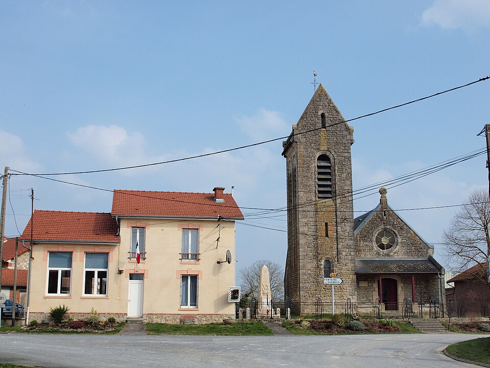Gratreuil — FR — 51 — mairie & église — a2
