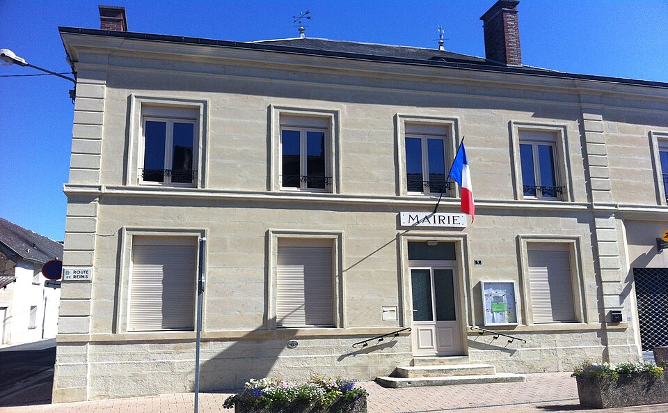 Mairie Isles sur Suippe2