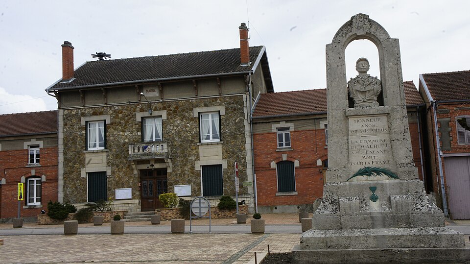 Mairie Maurupt — le — Montois 4980