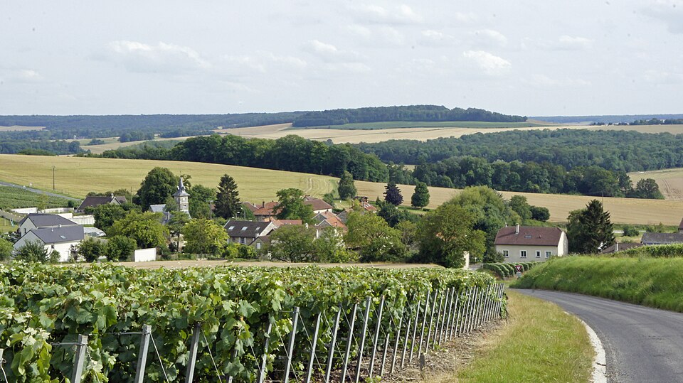 Méry — Prémecy Village et vallée 855