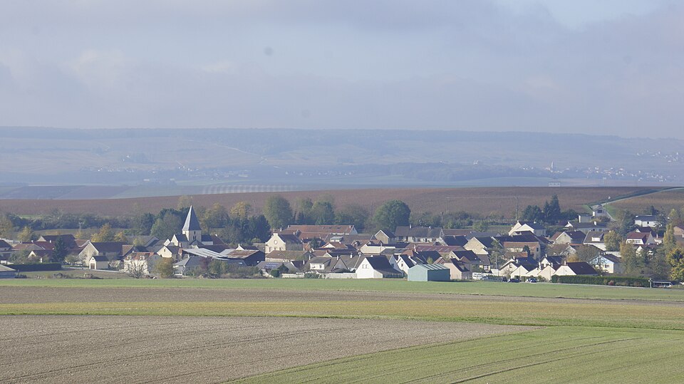 Village Montbré 7451