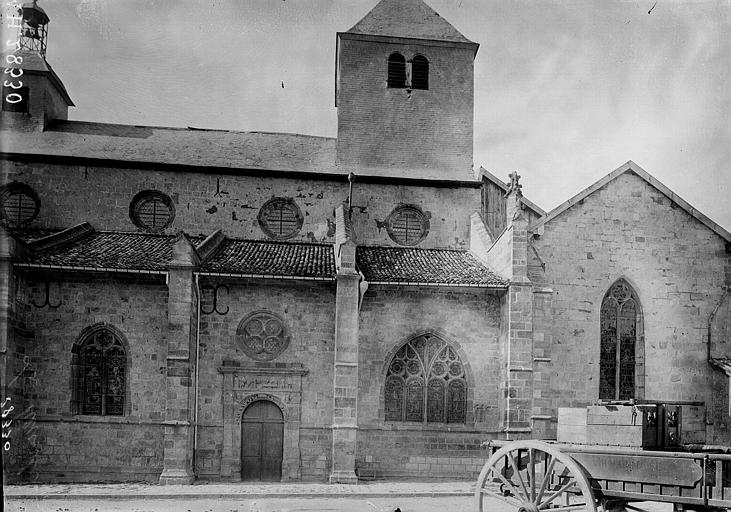 Eglise Notre — Dame — Façade sud — Neuville — au — Pont (La) — Médiathèque de l'architecture et du patrimoine — APMH00028330