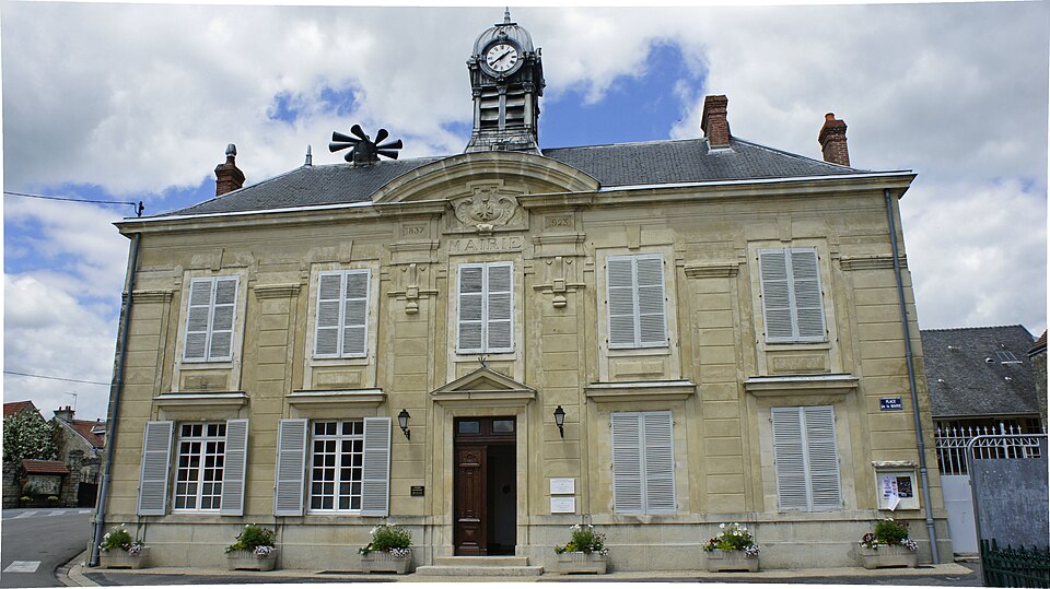 Hôtel de ville 833