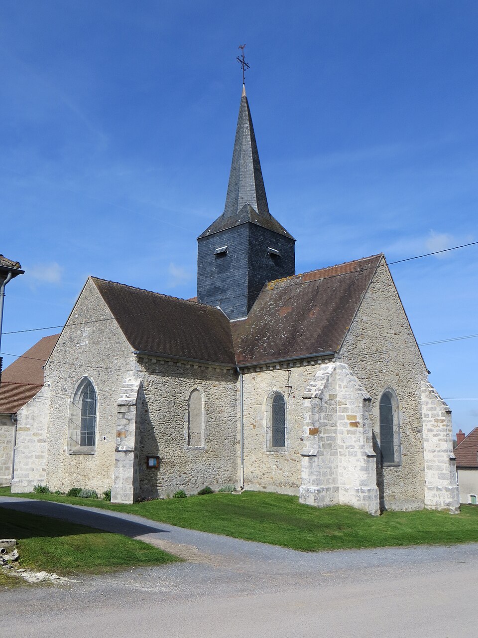 Tréfols — Église Saint — Médard 1