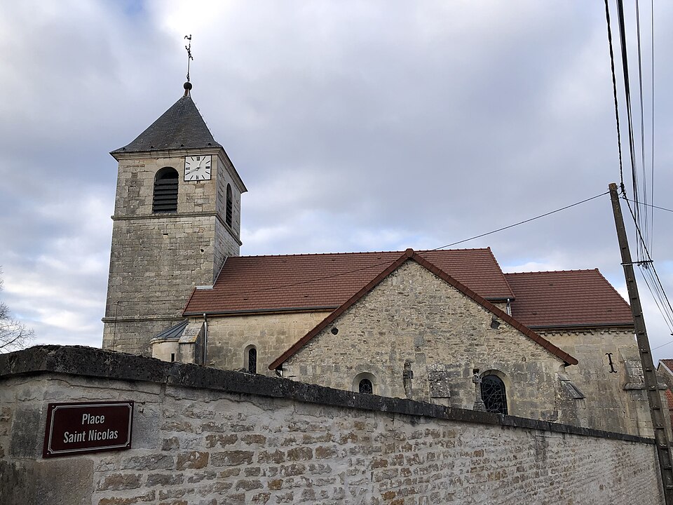 Aulnoy — Eglise