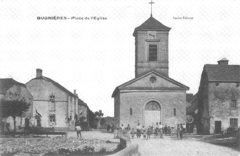 CP Bugnières Place de l'Eglise
