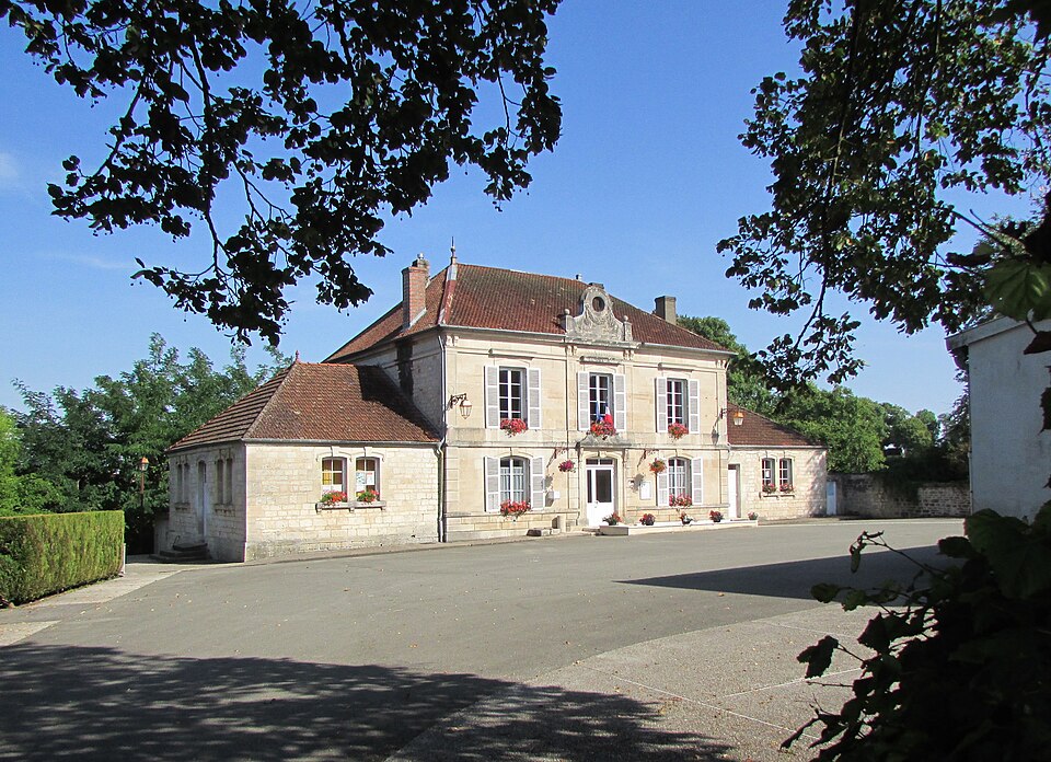 Esnouveaux 12