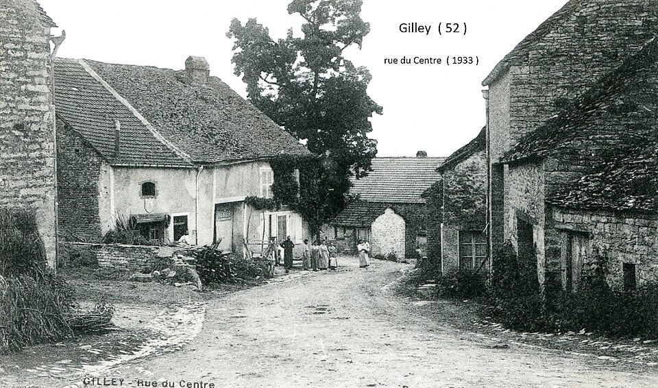 Gilley ( 52 ) rue du Centre en 1933