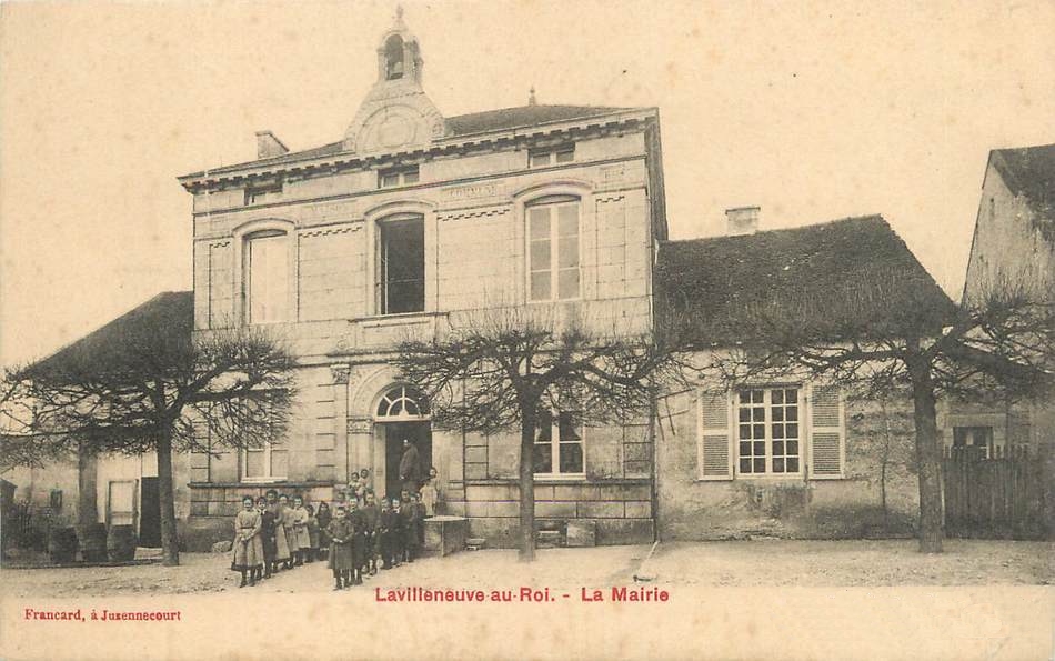 Lavilleneuve — au — Roi Carte postale 10