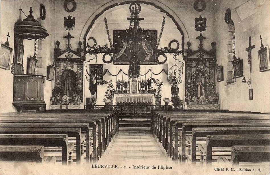 Leurville Carte postale L'église vers 1910