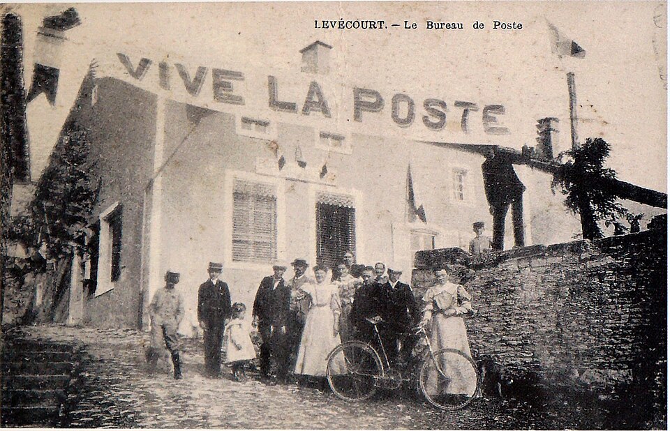 Levécourt poste 74036