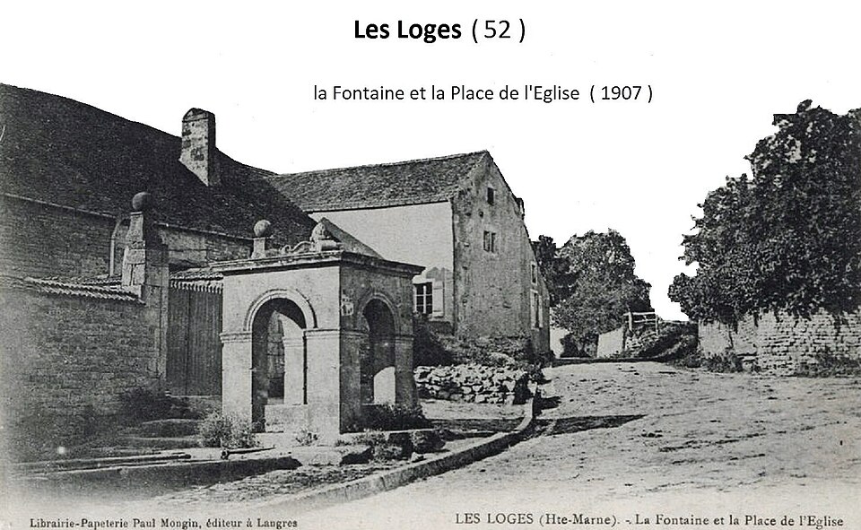 Les Loges ( 52 ) la Fontaine et la Place de l' Eglise en 1907