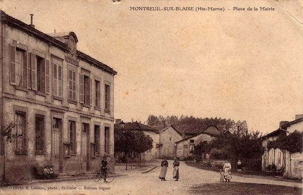 Montreuil — sur — Blaise Carte postale 10