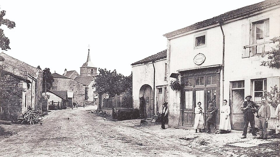 Neuvelle — lès — Voisey ( 52 ) rue du Colas — Joly ( 1910 )