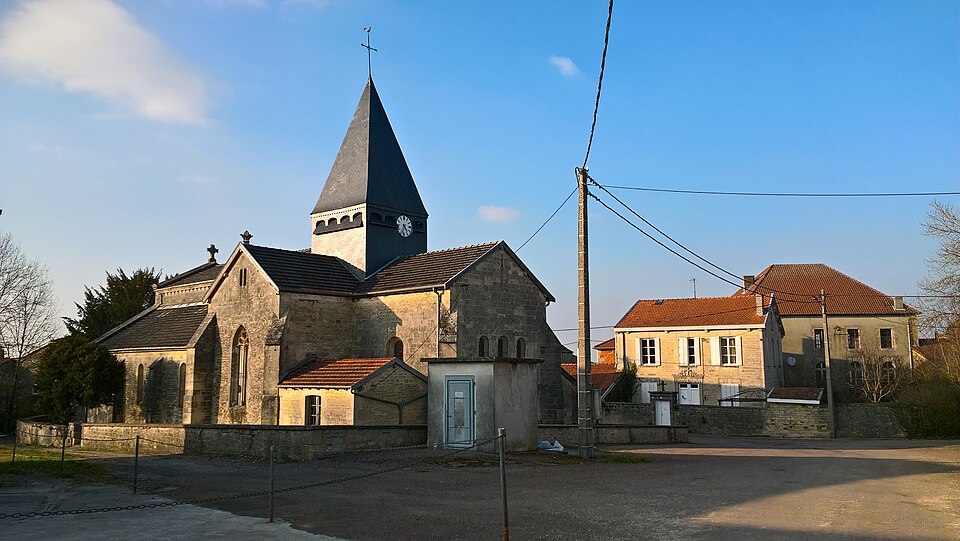 Nomécourt, église, sud — est