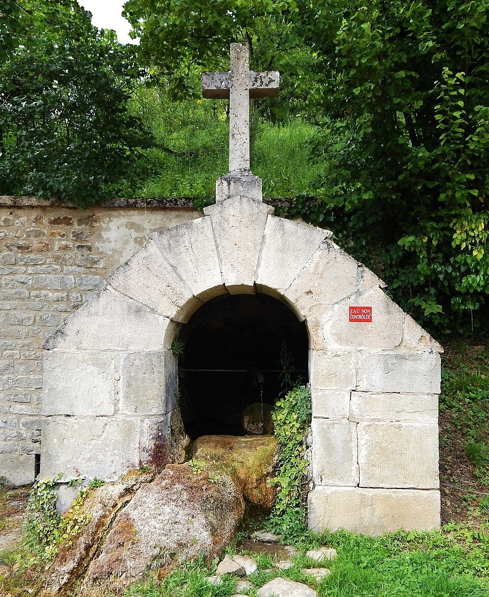 Poiseul ( 52 ) La fontaine