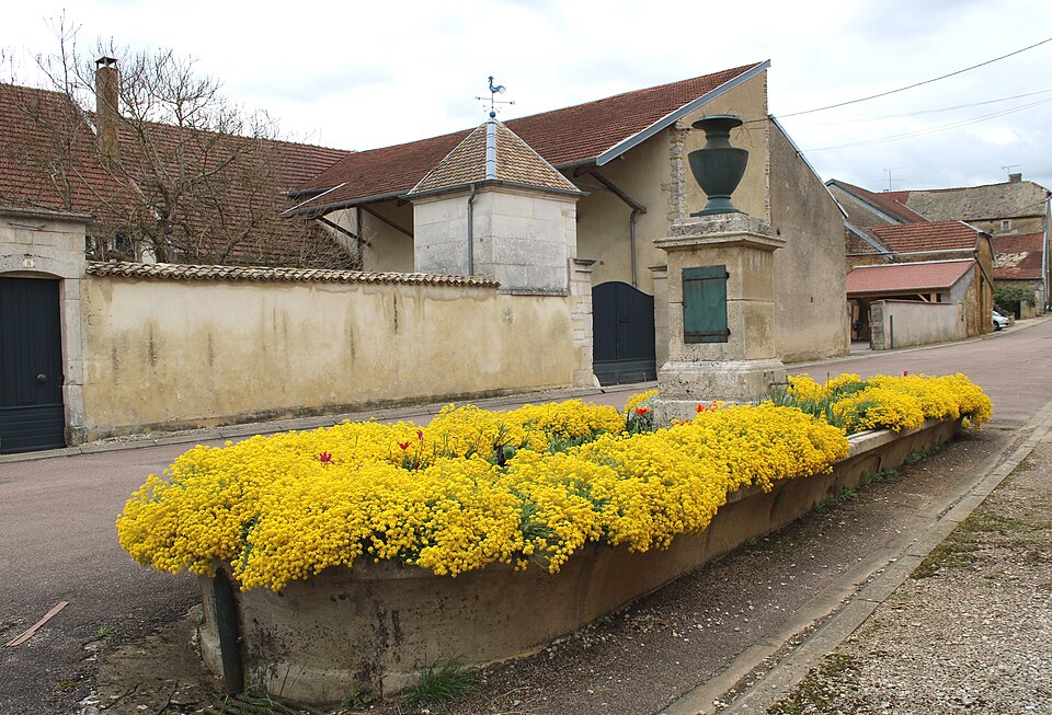 Prez — sous — Lafauche Vieille fontaine