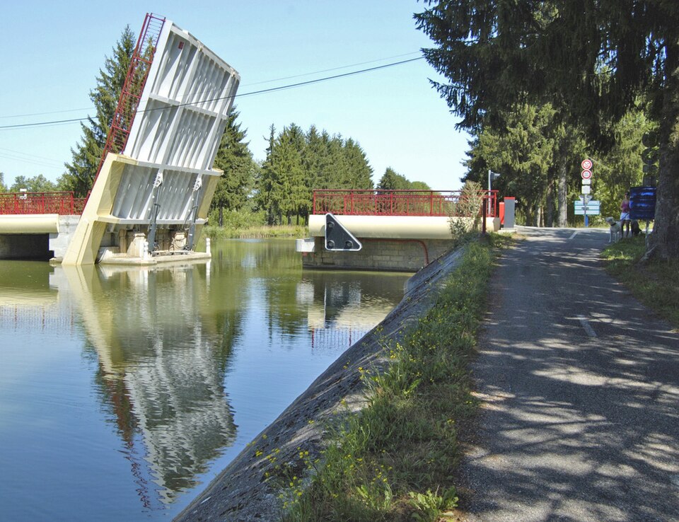 Viéville — Pont mobile
