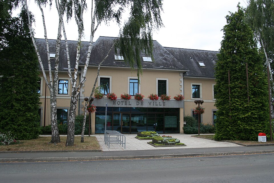 Bonchamp — lès — Laval — Mairie