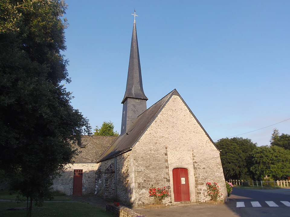 FrancePaysDeLaLoireChampfremontEglise