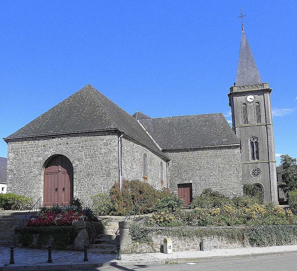 Châtillon — sur — Colmont (53) Église 01