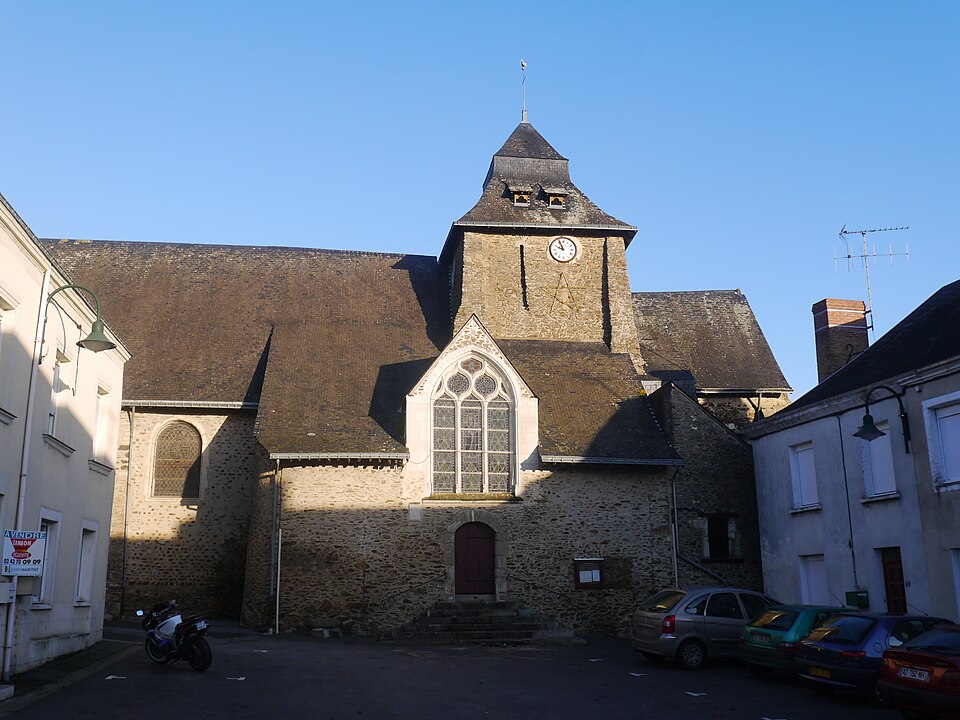Gennes — sur — Glaize 53 église Sainte — Opportune