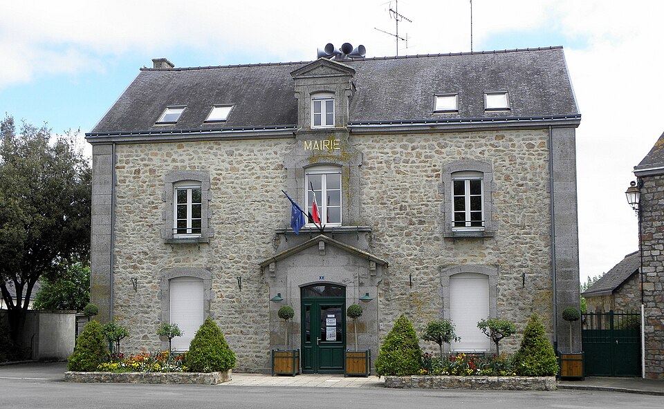Juvigné (53) Mairie