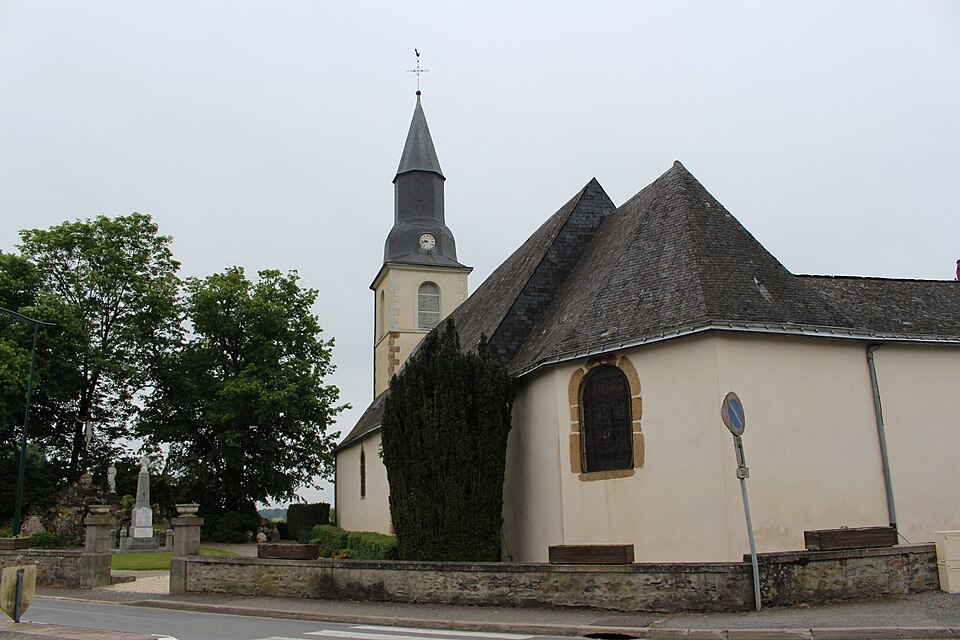 Église Saint — François — et — Saint — Pierre de Laubrières