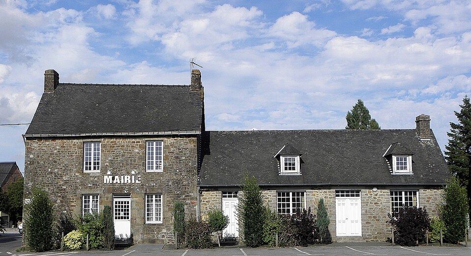 Saint — Georges — Buttavent (53) Mairie