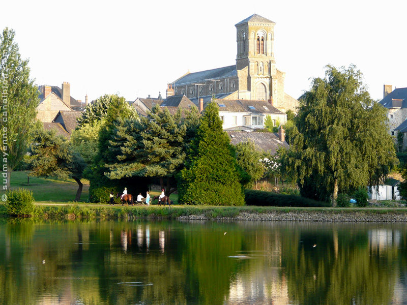 Eglise Saint Martin Villiers — Charlemagne
