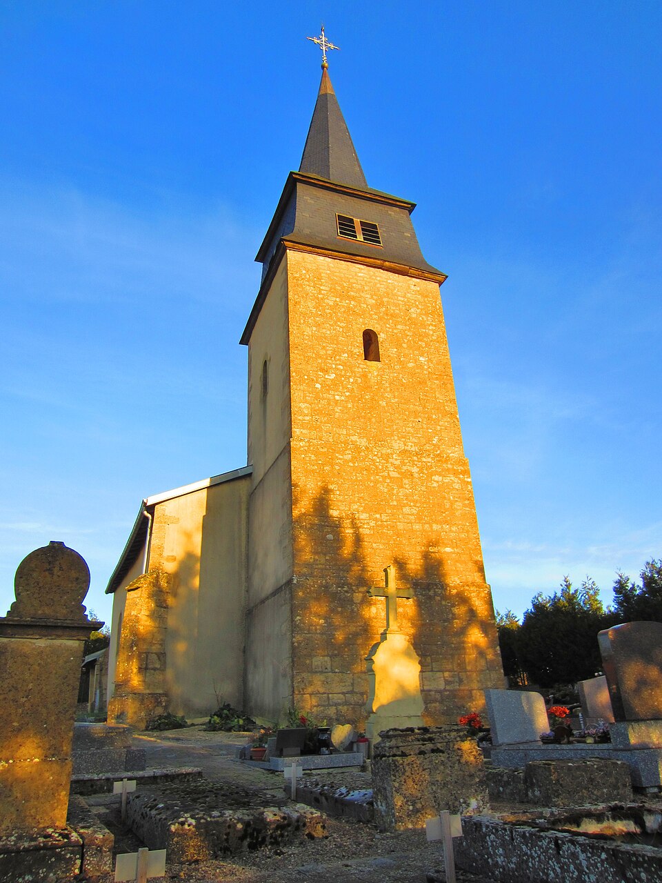 Eglise Avillers