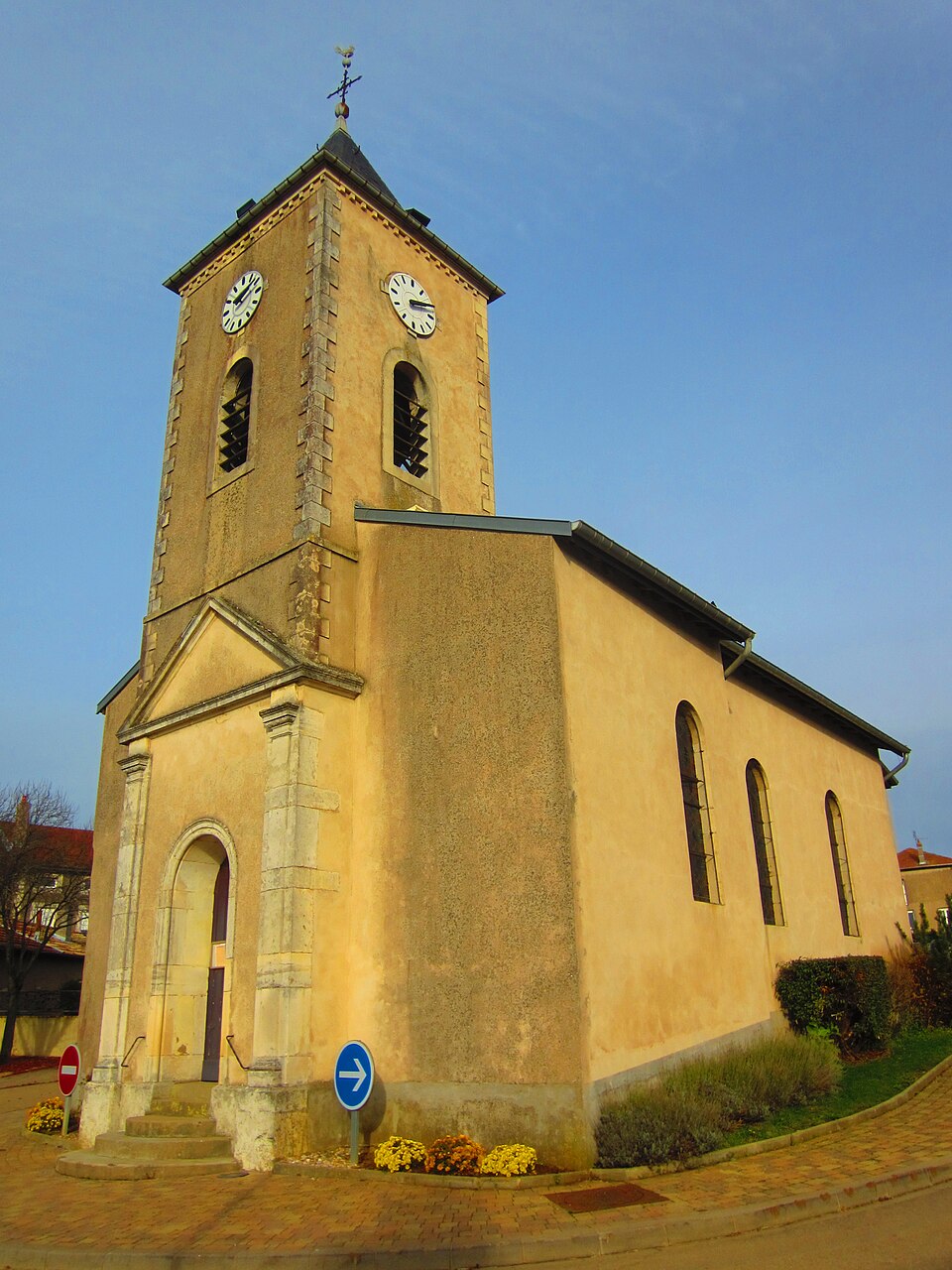 Eglise Bezaumont